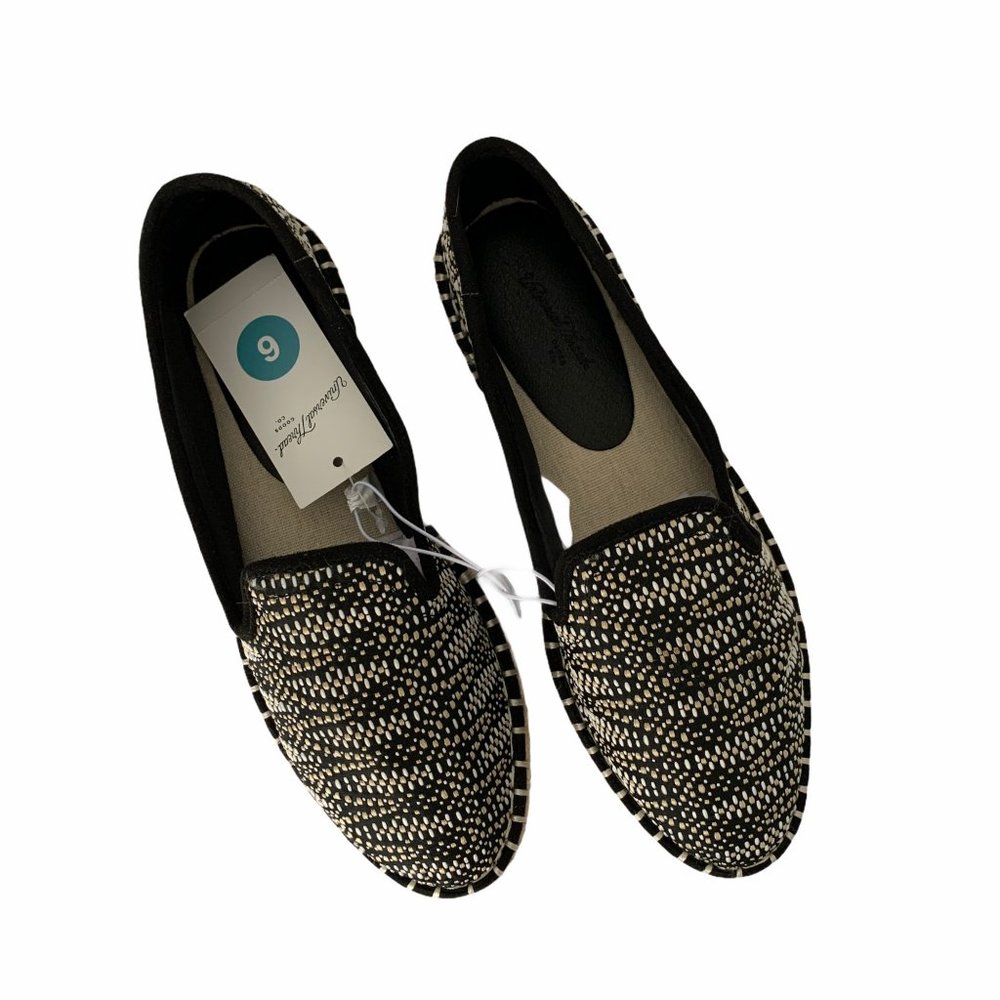 NWT Universal Thread Slip On Espadrille Size 6 - Picture 5 of 6